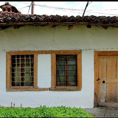 Bed and Breakfast Bujtina Zhaveli Gjakova Экстерьер фото